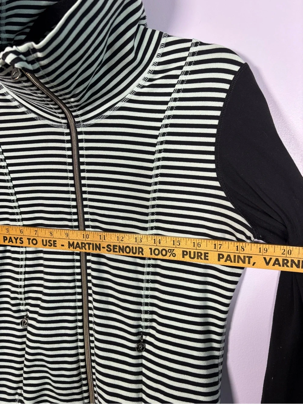 lululemon athletica Daily Yoga Mint Green& White Striped Zip-Up Bomber Jacket 8 - Picture 4 of 5
